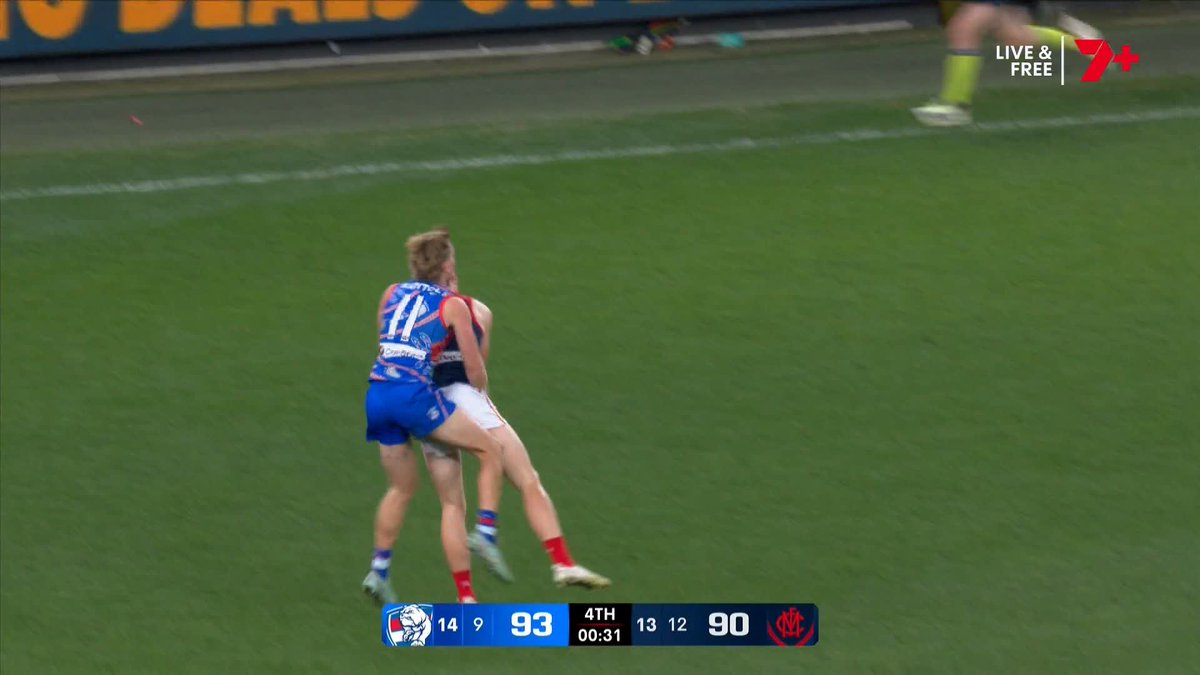 The Dees were oh so close 🤏 #AFLDogsDees