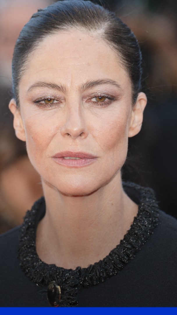 Affaire Bruel: l'actrice Anna Mouglalis réagit aux accusations de violences sexuelles visant l'artiste