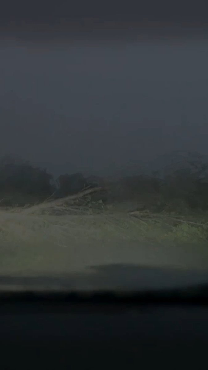 Day turns to night… and the storm gets stronger 🌪️ In the Eye of the Storm: Chasers all-new Tonight at 10P. #EyeoftheStormChasers