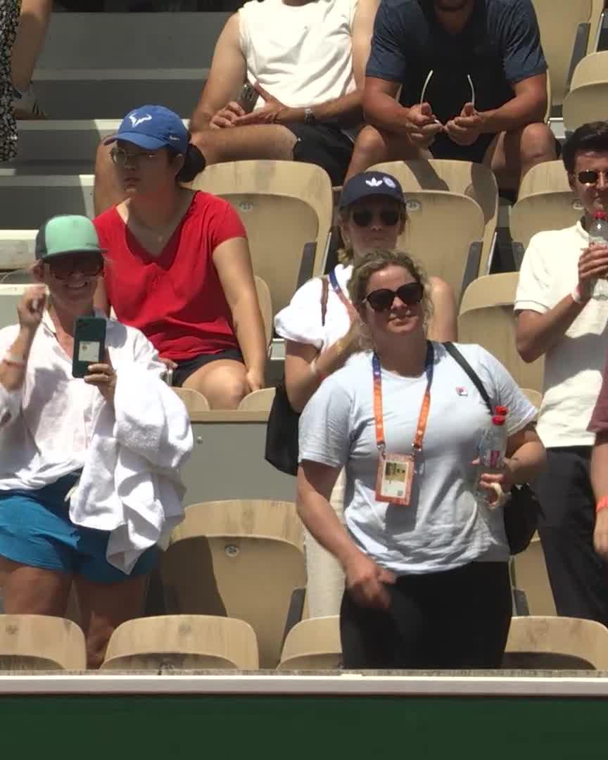 Kim Clijsters is part of Team Volynets here at Roland-Garros 🤝 #RolandGarros