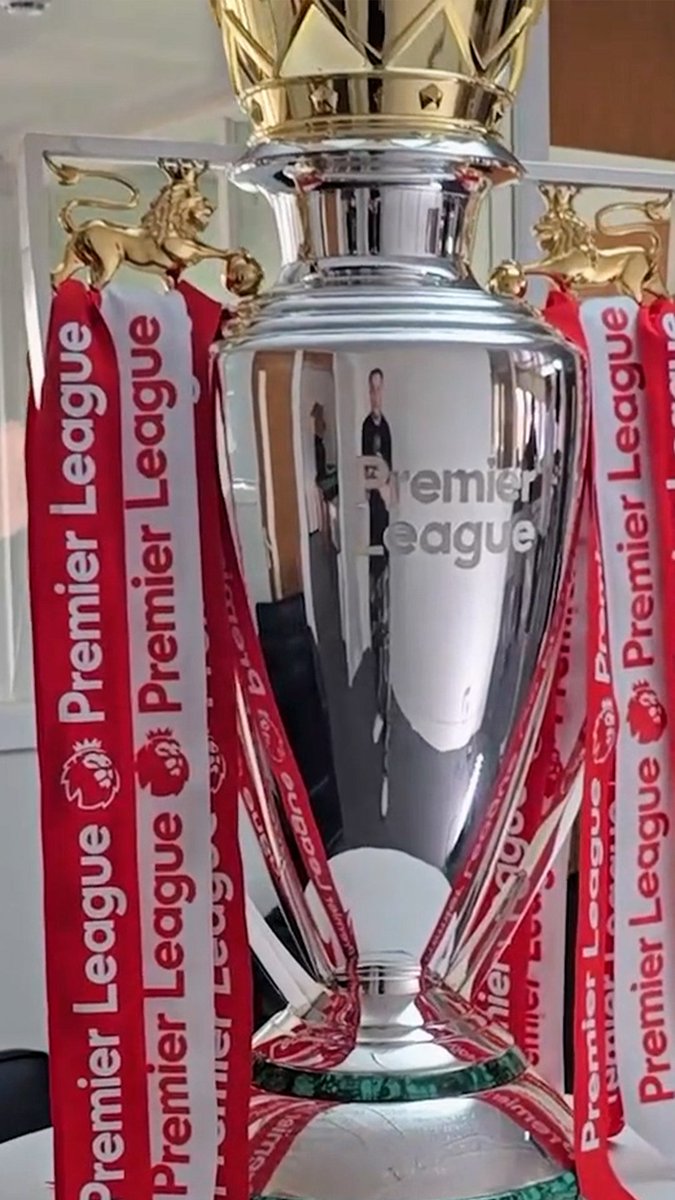 22 years in the making. The red and white ribbons are back on the Premier League trophy 🔴⚪️ In just a few hours Arsenal will lift the title once again. ↳ Premier League. Live & On Demand with 4K on Football’s New Home, Stan Sport. Stream now. #StanSportAU #PremierLeague