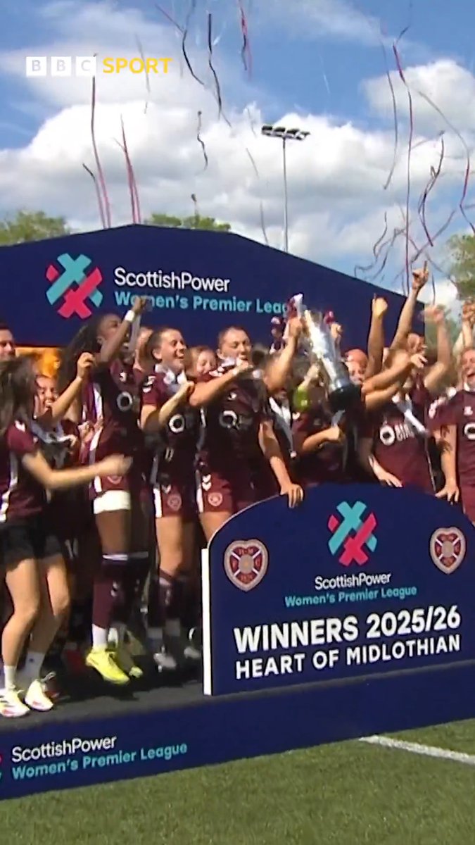 Championes, Championes, Ole Ole Ole 🎶 Hearts lift up the Scottish Women's Premier League trophy 🏆🙌 #BBCFootball