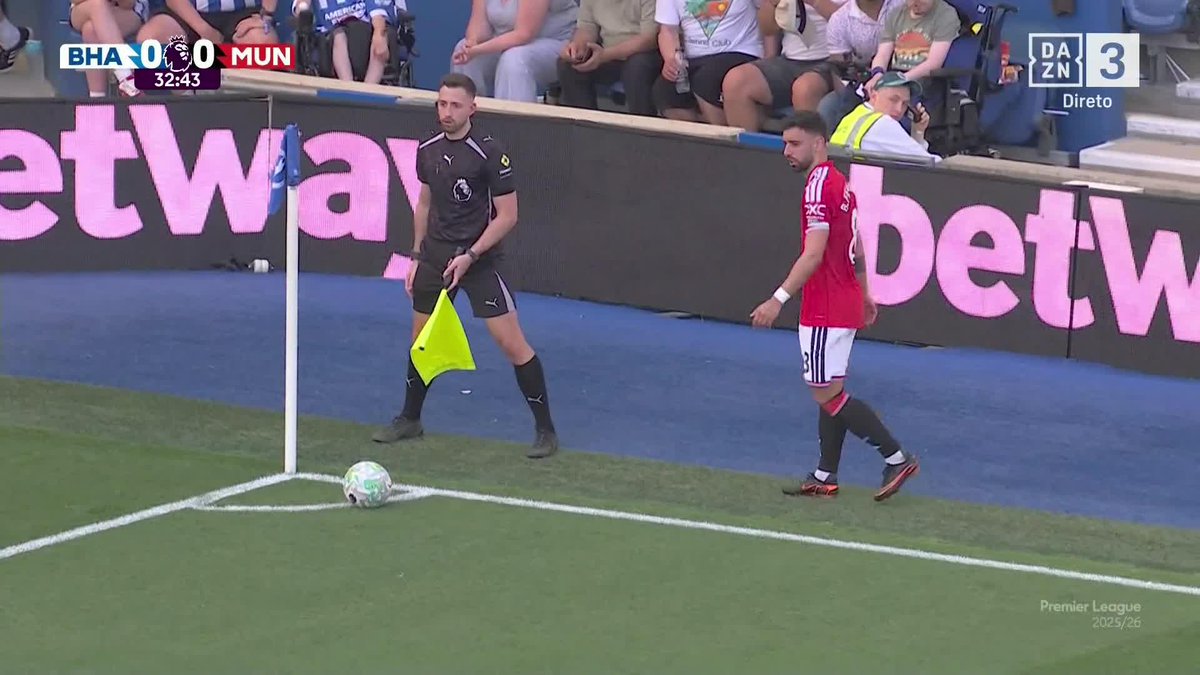 Bruno Fernandes bate o recorde de mais assistências numa só época 🇵🇹🔥 🏴 @PremierLeague | Brighton & Hove Albion 0 x 1 Manchester United #DAZNPremier #DAZNBetano