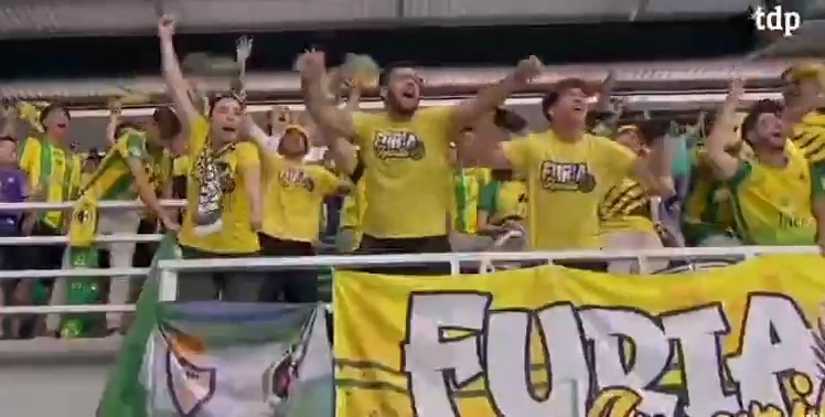 Este equipo no tiene límites. ¡DOBLETE! ¡El Jaén Paraíso Interior FS gana la Copa del Rey de fútbol sala un mes después de conquistar la Copa de España! Mi enhorabuena al club y a la Marea Amarilla por hacer historia una vez más. 👏👏 Muy orgulloso de vuestro ejemplo. #SomosJaén💛