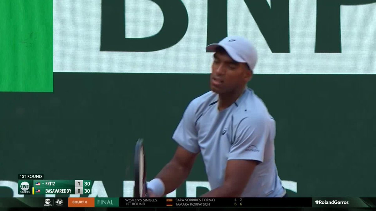 Basavareddy takes set 1 against Taylor Fritz at Roland-Garros Upset brewing? 🫣