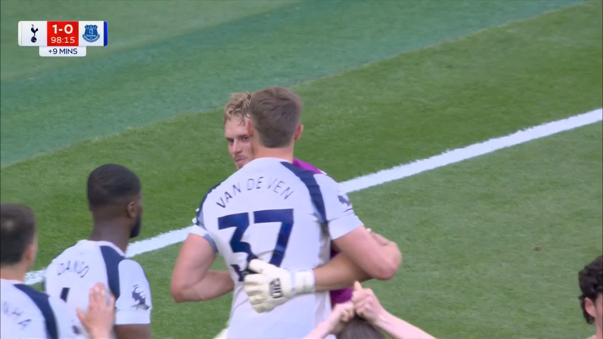 What a SAVE from Kinsky!! 🤯