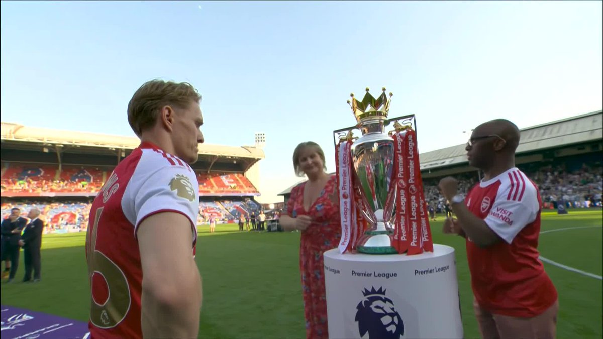 🔥 El momento que TODOS y TODAS estaban esperando después de 22 años. 🏆 ¡ARSENAL ES CAMPEÓN DE LA PREMIER LEAGUE! 🏆