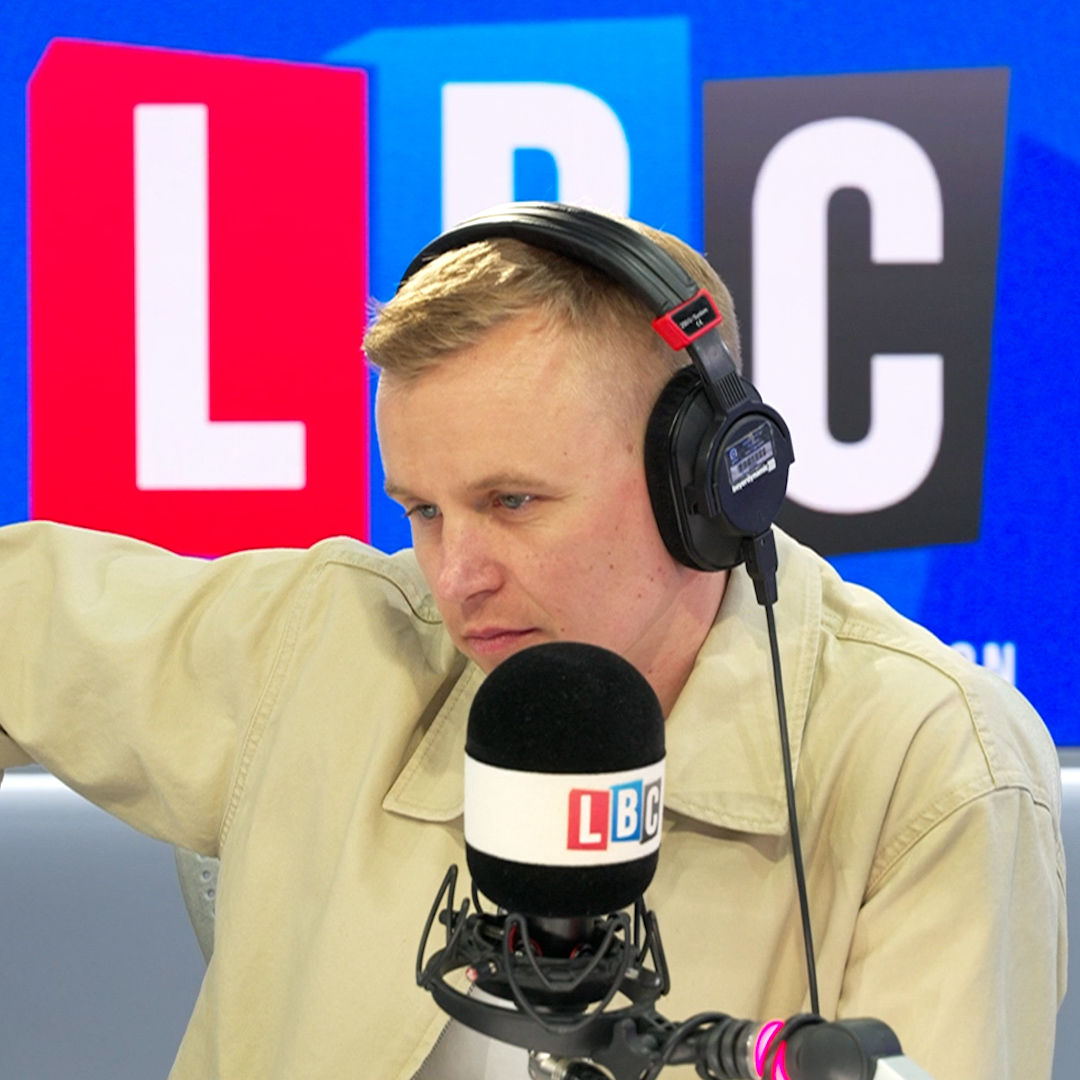 'These are not the people that are going to save you!' As more Brits start to align to Reform and Nigel Farage, American caller Michael has concerns the UK is starting to mirror the politics of his home country.