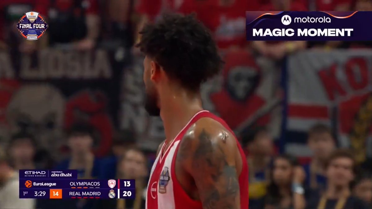 Dorsey with the REJECTION 🛑 motorola #MotorolaMagicMoment I Olympiacos B.C.