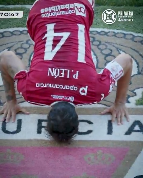 Gracias por tanto fútbol, Pedro León. 💫 Una despedida a la altura de una leyenda. Real Murcia CF | #PrimeraFederación | #VersusELearning