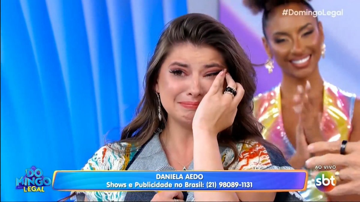 Você sabe que os brasileiros amam as novelas mexicanas, amam os atores mexicanos e é um amor que não é passageiro. A novela acaba, o amor continua. É incrível! O SBT sempre recebeu grandes nomes da televisão mexicana aqui e eu fico admirado com o carinho dos brasileiros para com as atrizes e atores. #DomingoLegal #CarinhaDeAnjo #NovelasMexicanas