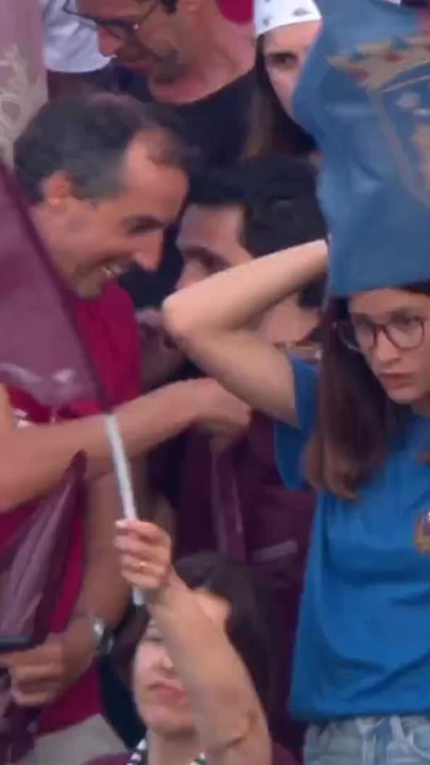 In 2021, Torreense were playing in the FOURTH division with their stadium still only holding 2,000 fans. Today, they won the Portuguese Cup, beating Sporting, in a cup that functions exactly the same as the FA Cup in England. A real fairytale story…👏❤️