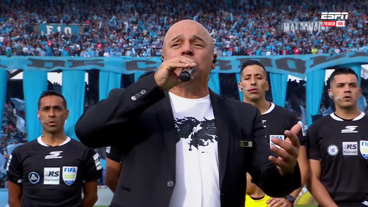 River no cantó el himno, el día previo al 25 de Mayo, contra BELGRANO. Las finales se ganan en todo sentido. La metafísica responde siempre.