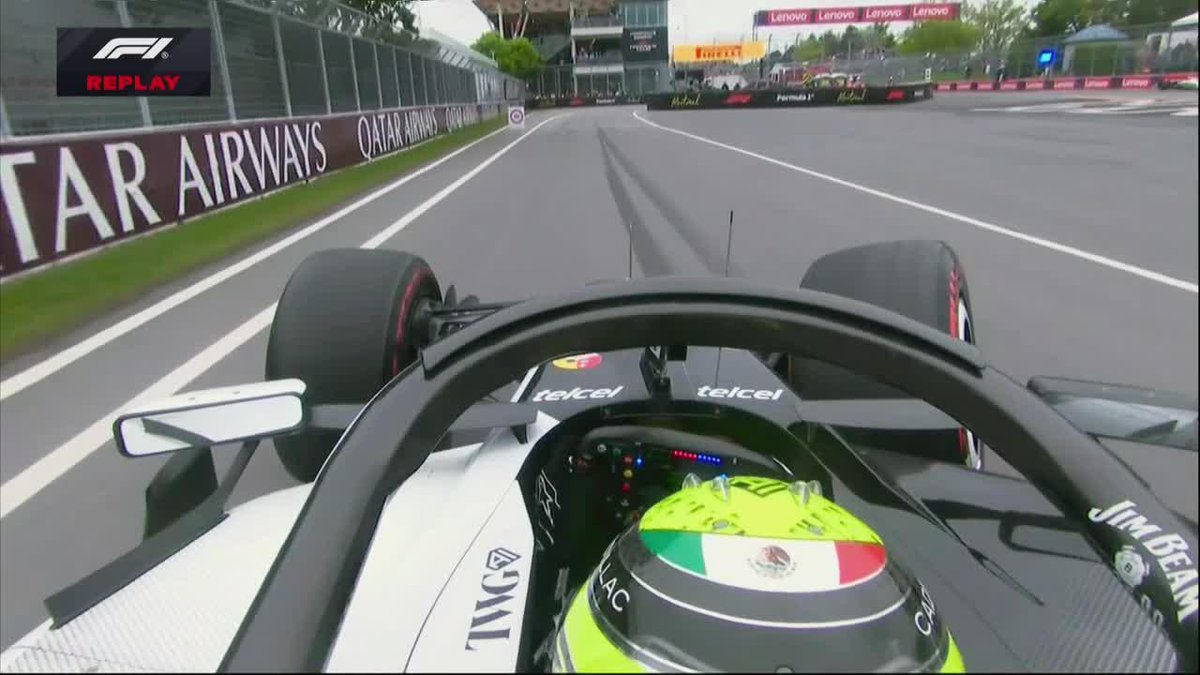 ¿¡QUÉ LE PASÓ A ESE CADILLAC!? Checo Pérez sufrió un desperfecto en el monoplaza que lo dejó fuera del #CanadianGP. 📺 #CanadianGP | Toda la temporada de #F1 por #DisneyPlus Plan Premium