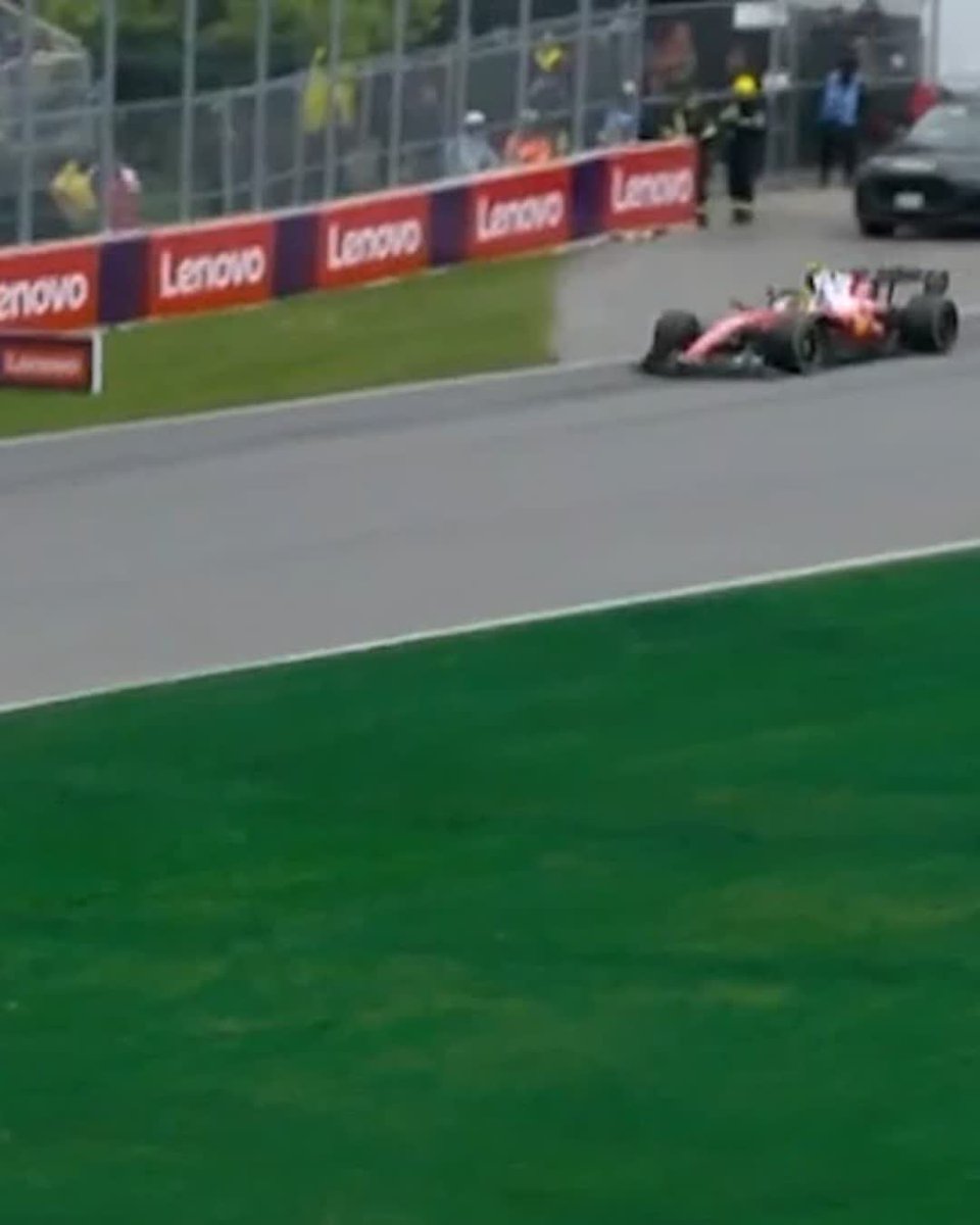 Lewis Hamilton with the late overtake on Max Verstappen to snatch second place in Montreal! 🔥