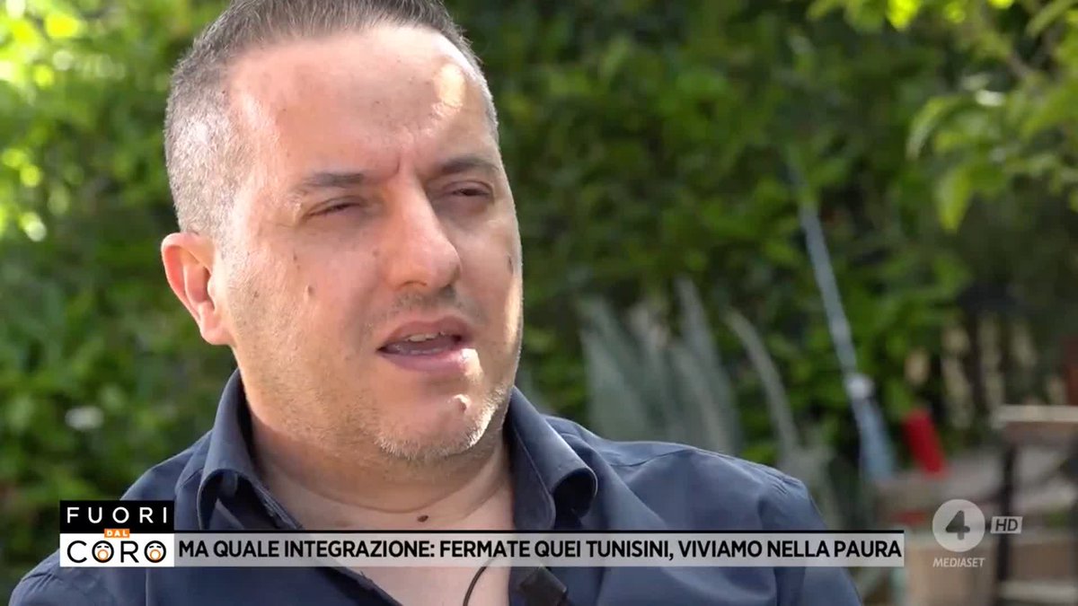 "Mia figlia e le sue amiche sono state molestate all'uscita da scuola da alcuni ragazzi stranieri di origine tunisina" Donato, cittadino di #Campobasso, a #Fuoridalcoro