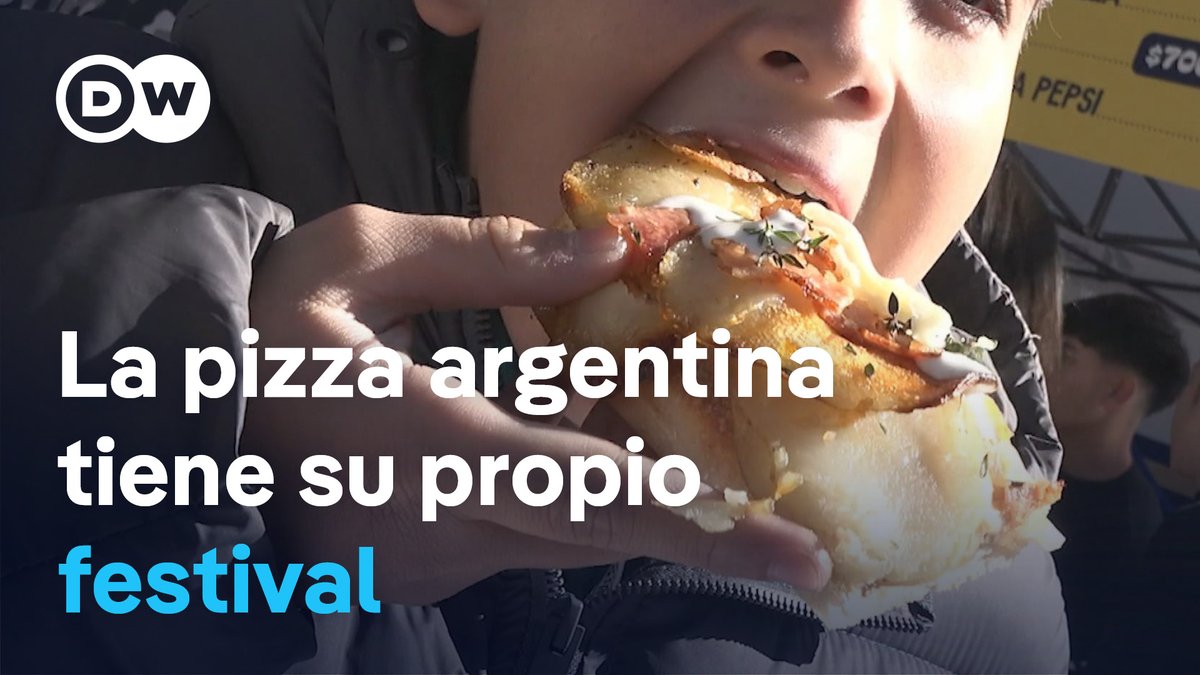 Buenos Aires celebra la pizza de La Boca, un invento argentino El festival de la fugazzeta, una variedad de pizza creada por inmigrantes italianos en Buenos Aires, invitó a locales y a turistas a desgustar esta creación porteña. Loz pizzeros locales buscan posicionar al barrio de La Boca como una de las capitales de la pizza. /lvs