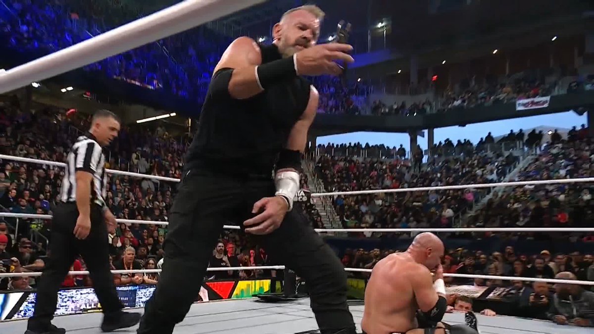That's not what pliers are for, Jay 'Christian' Reso! Watch #AEWDoN LIVE on HBO Max PPV