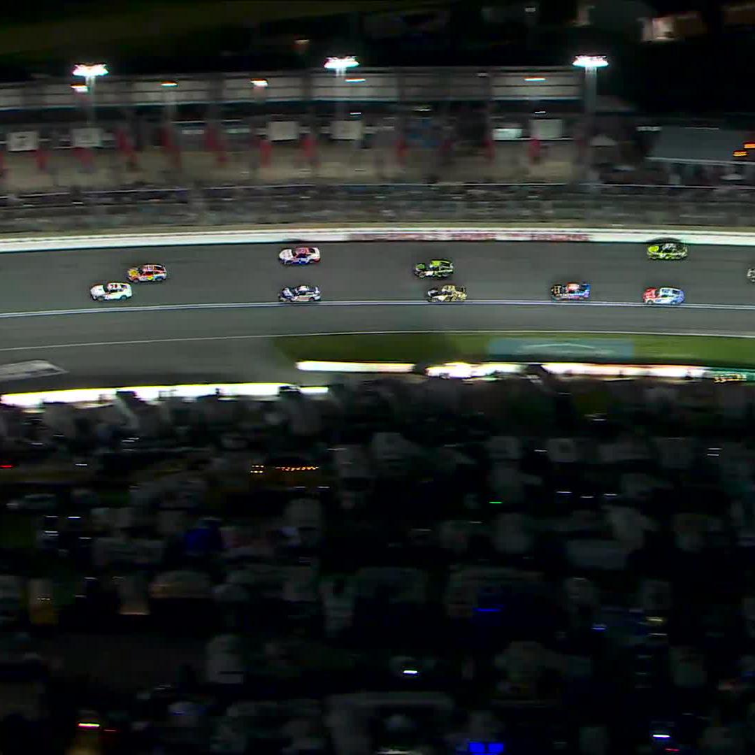 A three-wide move from Tyler Reddick puts the No. 45 in control.