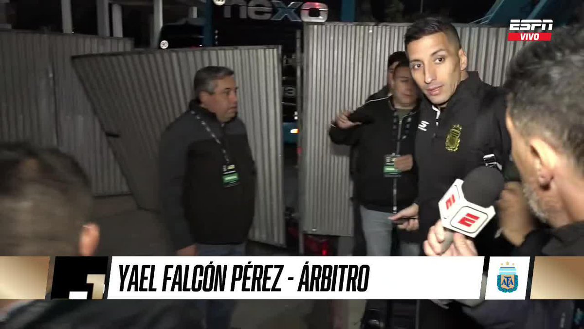 A la salida del estadio, Yael Falcón Pérez no dio explicaciones sobre la polémica del penal para Belgrano en la Final vs. River. 📺 #ESPNFútbol1 | #DisneyPlus Plan Premium