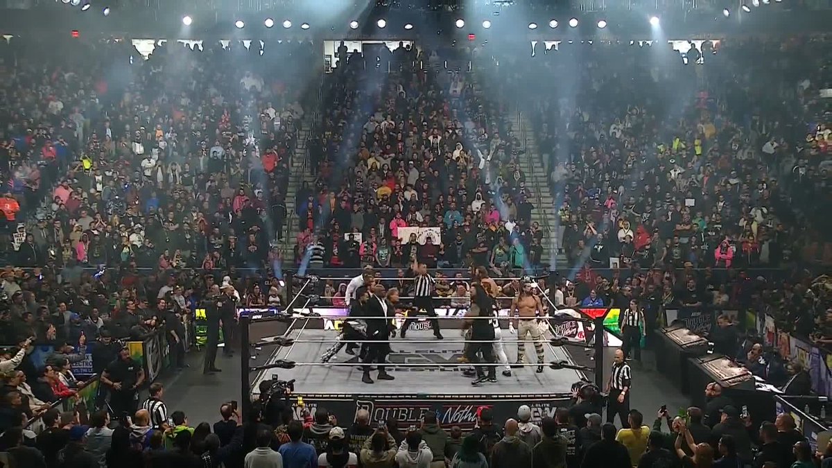 STADIUM STAMPEDE HAS BEGUN! Watch #AEWDoN LIVE on HBO Max PPV
