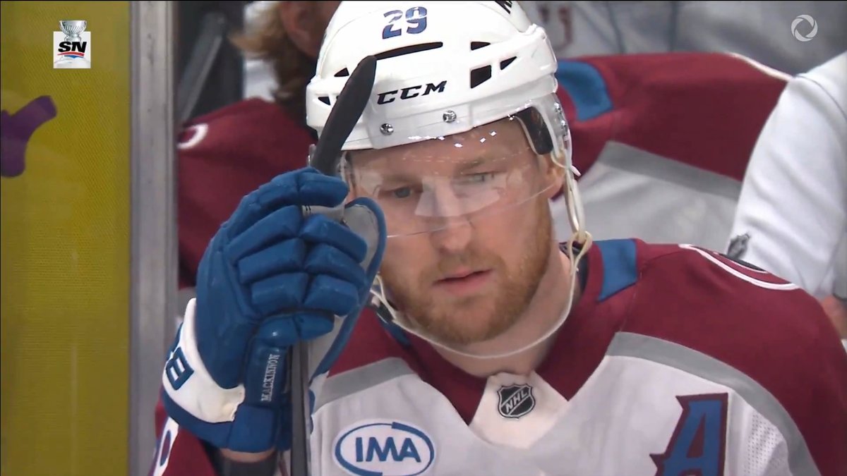 Nathan MacKinnon’s reaction to Tomas Hertl’s unreal goal 😫 Fought through pain to return... only to watch his defenseman get cooked 💀