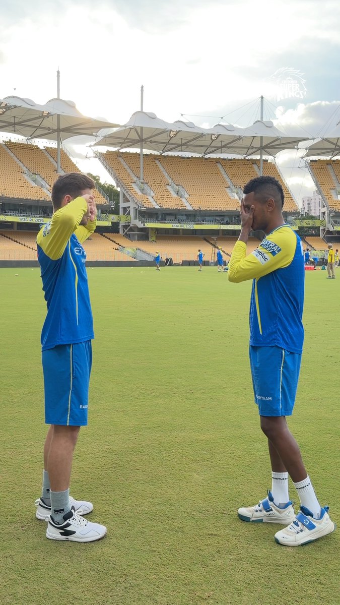 Wickets &amp; celebrations Spin twins always in sync 🪄🥳 #WhistlePodu #Yellove