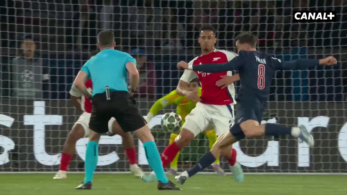 😍 La reprise SPLENDIDE de Fabián Ruiz la saison dernière face à Arsenal ! PSG / Arsenal, le samedi 30 mai à 18H00 sur CANAL+ 🖥️ #PSGARS | #UCL