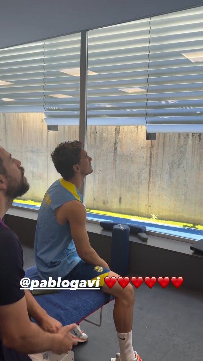 Lamine Yamal caught Gavi’s reaction to getting called up for Spain’s World Cup squad 😂❤️ (via lamineyamal/IG)