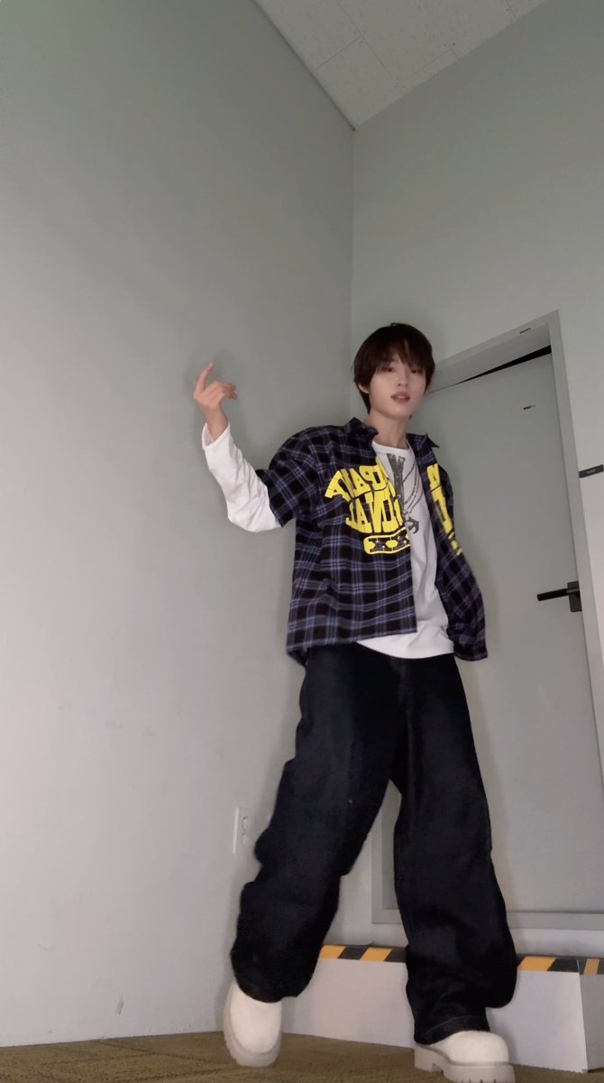 𝙃𝙞𝙩 𝙡𝙞𝙠𝙚 𝙩𝙝𝙖𝙩 #케이주 #Keiju #KickFlip #킥플립