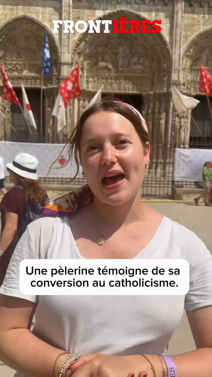 « J’avais totalement perdu la foi. Et puis un jour, je suis allée à la messe catholique, et l’année dernière, j’ai fait ma première communion avant de partir sur les routes de Chartres. » 👉🏻 Une pèlerine témoigne de sa conversion au catholicisme.