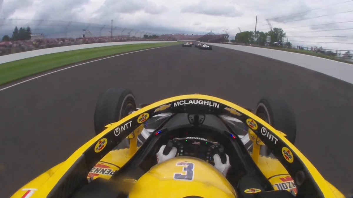2026 Indy 500 - McLaughlin Finish There's a lot to love here, but personally, I love the presence McLaughlin has to really set up this pass. Lifts in T3 to leave a gap, ships it in T4 after Armstrong and Pato both get out of shape Bravo Scott McLaughlin 👏 P3 #INDYCAR #INDY500
