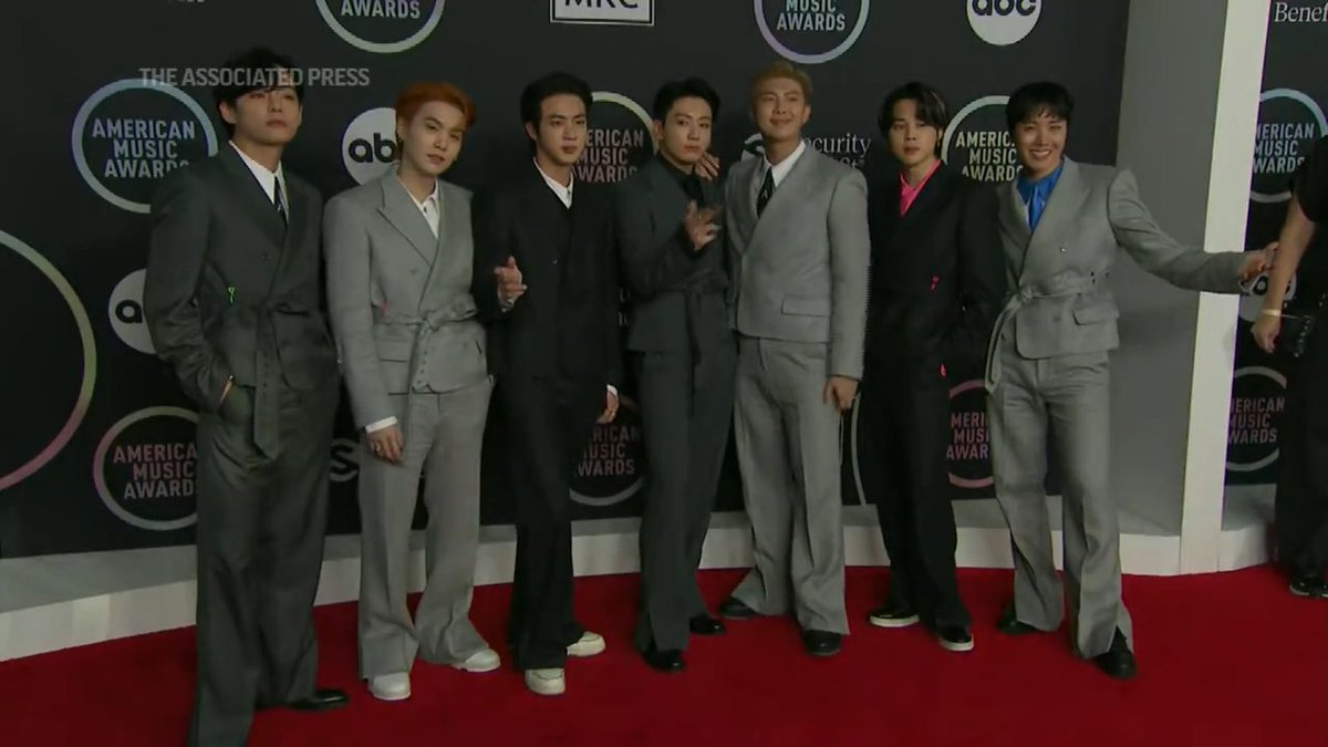 so last time it was louis vuitton suits for red carpet, who do you think it will be this time??