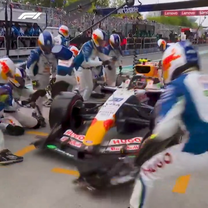 First Miami, now Canada... Racing Bulls recorded their second successive DHL_Motorsports Fastest Pit Stop of the season with this effort in Montreal ⏱️👏 👉 #F1 #CanadianGP