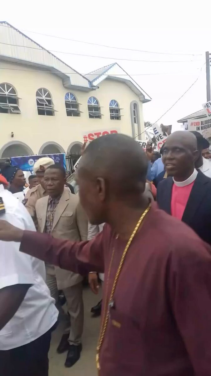 The Pentecostal Fellowship of Nigeria(PFN) has staged a peaceful protest in Warri, Delta State. Can someone find Pa Adeboye of Redeem in the crowd for me?