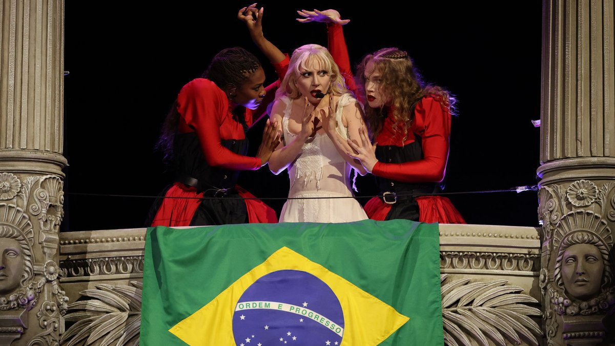 GAGACABANA 🇧🇷 Follow me for more Gaga concerts