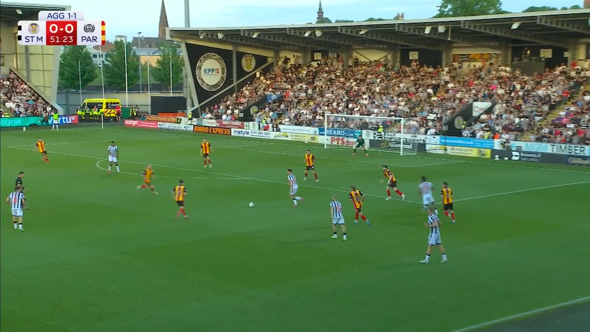Jake Young goes close to opening the scoring for St Mirren, but Josh Clarke denies him 🧤
