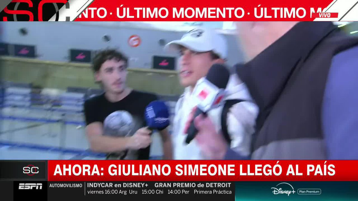 LA EXPECTATIVA POR LA LISTA, LOS CANDIDATOS AL MUNDIAL Y LOS CONSEJOS DE SU PAPÁ CHOLO: Giuliano Simeone habló al arribar a la Argentina. 📺 #SportsCenter | #DisneyPlus Plan Premium