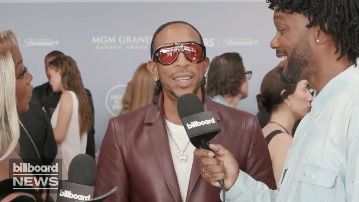 Ludacris tells Billboard News he has an upcoming collab with one of the artists at the AMAs — and we'll "know before the end of the night."