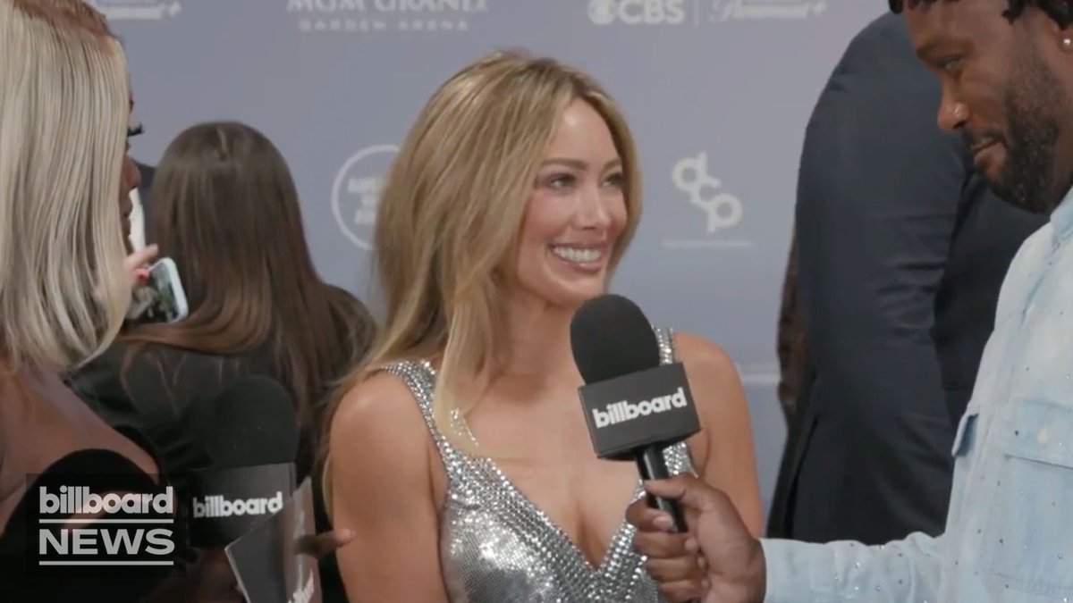 Hilary Duff teases a few "surprises" for her upcoming tour while talking to Billboard News at the AMAs. 🎤