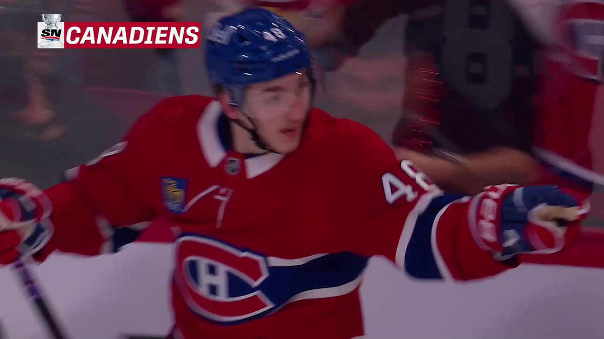 LOOK AT THE PASSING PLAY FROM LANE HUTSON AND COLE CAUFIELD 😍 We're tied up in Montreal! #StanleyCup NHL x MassMutual
