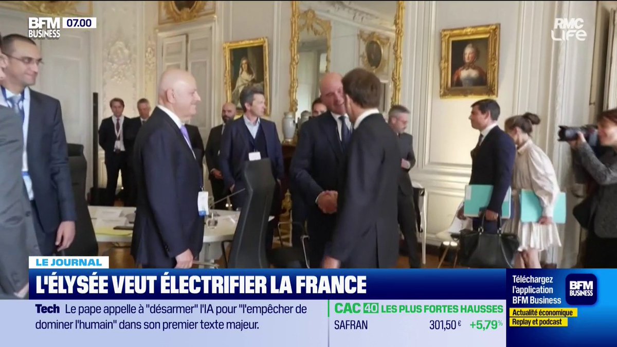 L'Elysée veut électrifier la France ⚡️ "Emmanuel Macron veut appliquer la méthode Choose France avec 200 acteurs conviés pour concrétiser une “accélération” de l’électrification." 💬Hugo Babay