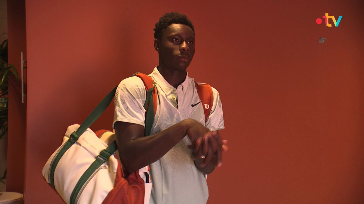 🗓️ 26 mai 2026 Moïse Kouame (17 ans) entre pour le premier tournoi du Grand Chelem de sa carrière. 🙌🇫🇷 #RolandGarros