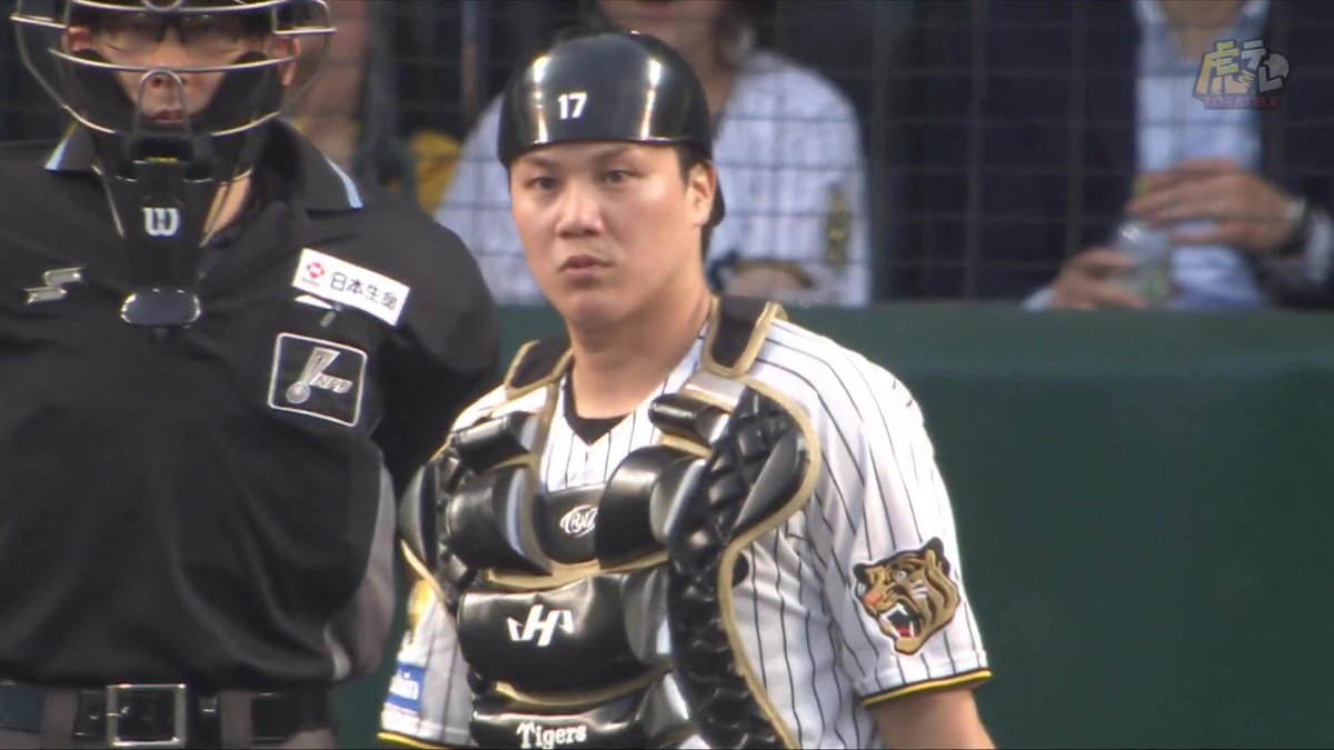 3回表、ファイターズが仕掛けてきた盗塁を2塁で刺す伏見寅威選手！