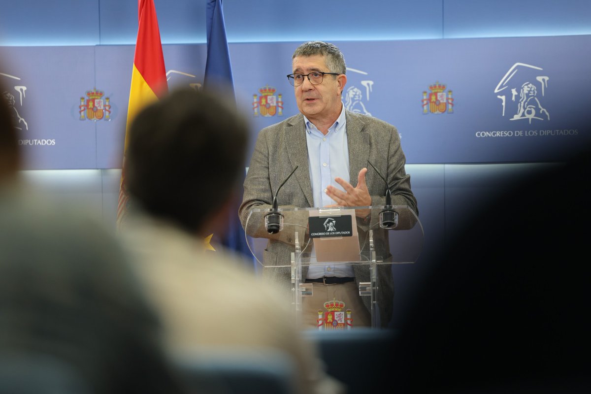 Nosotros no venimos a empatar con nadie. Les dejamos toda la corrupción a ellos. Ante las acusaciones, la postura del PSOE es la de siempre: 1️⃣ Respeto a la justicia. 2️⃣ Defensa de la presunción de inocencia. Mientras, seguimos gobernando para la ciudadanía.