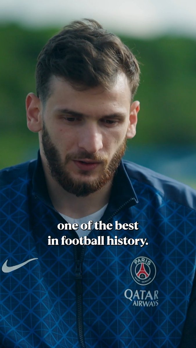 🎙️Kvara 🇬🇪 sur Lucho 🇪🇸: « C’est une personne extraordinaire. Je n’ai jamais vu un coach avoir une relation comme ça avec ses joueurs. Il est toujours souriant, positif. […] Je suis très chanceux d’être venu ici. C’est le meilleur choix de ma vie. »