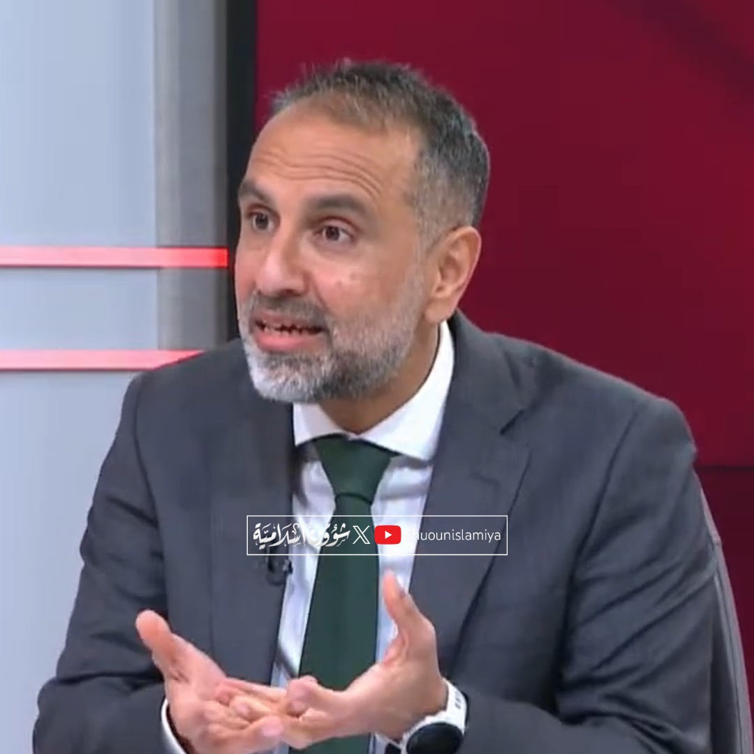 السفير البريطاني في العراق عبر قناة عراقية: نحن والأمريكيون غيّرنا النظام هنا في العراق، وسلّمنا الحكم للشيعة، وأدخلناهم في العملية السياسية، متسائلًا: نحن أكثر من دعمكم، فكيف تقولون الآن إن الغرب ضدكم؟!
