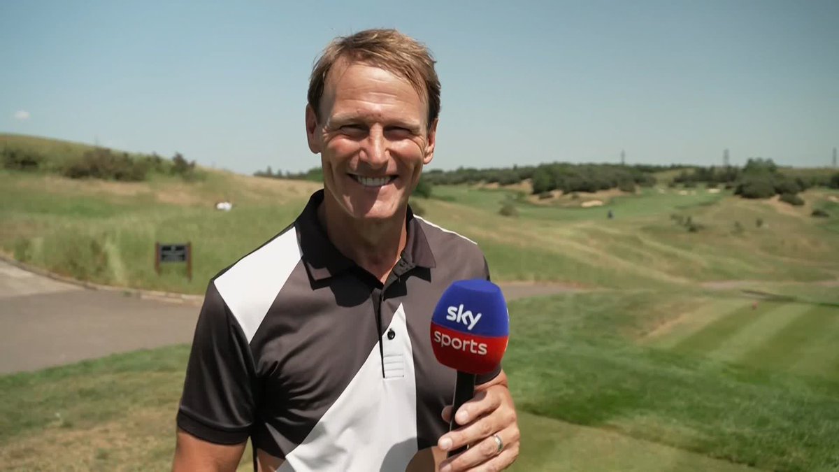 27 years on from Teddy Sheringham scoring in a Champions League final for Manchester United, he shows off his personalised golf balls at the Maddison Invitational 😂⛳️