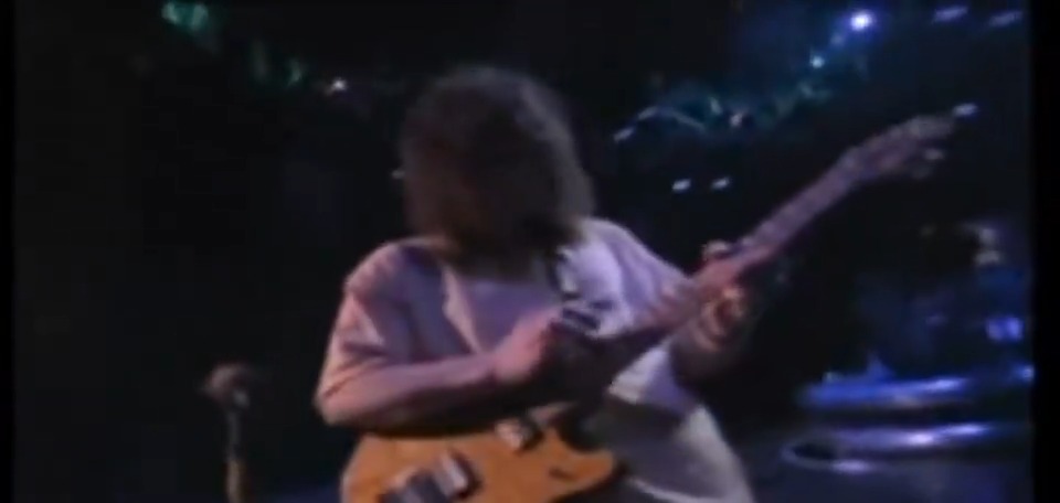 Random Song of the Day Top of the World Van Halen live -1993