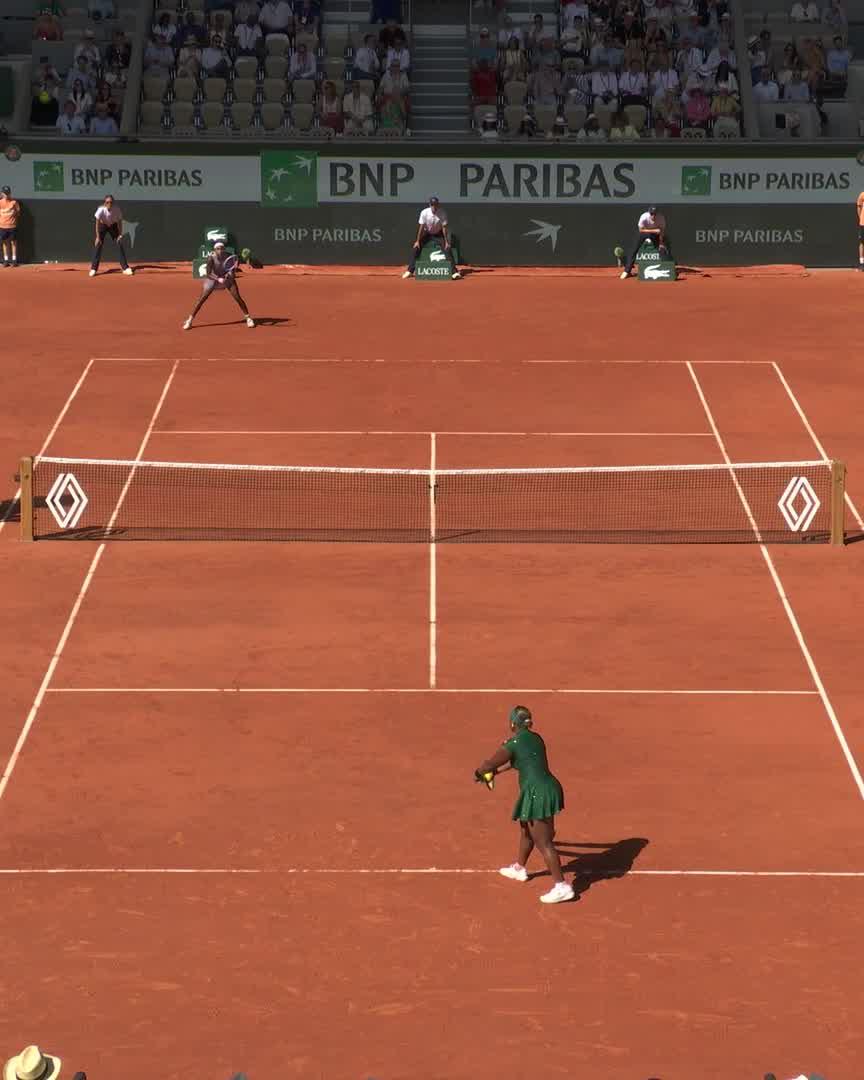 Gauff gets it done in straight sets 🚀 #RolandGarros